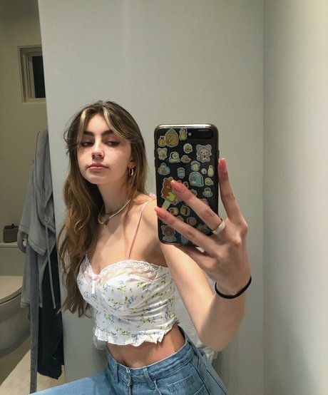 Emiliee Russo model perfect archive