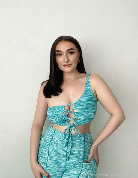 Sammie Warren model xxx pics