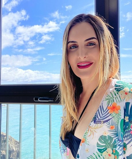 hottest milf onlyfans beautiful gallery