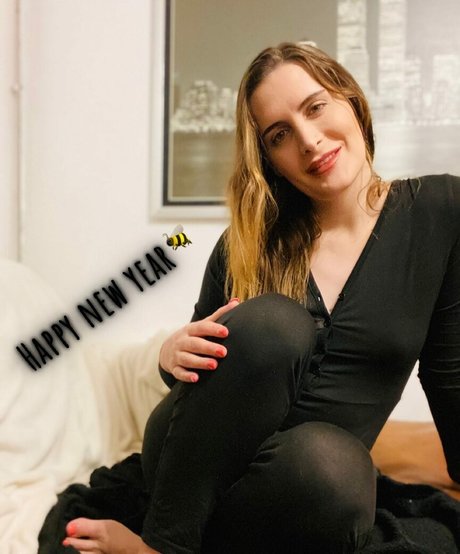 Britishmeghanspice pornstar beautiful pic