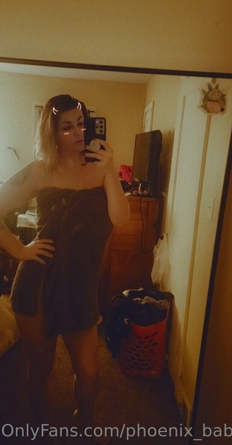 phoenix babbyfree sexy model img