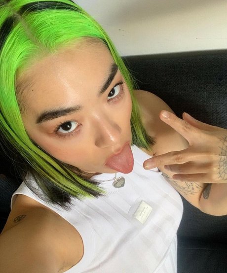 Rina Sawayama star high quality picture