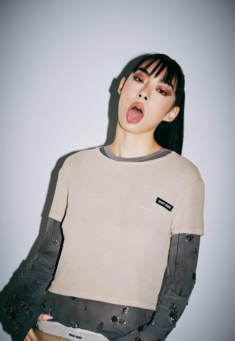 Rina Sawayama model hd pics