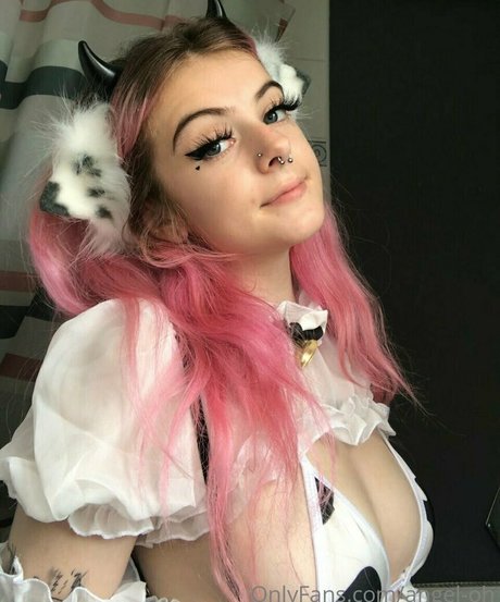 Dynos hot actress img