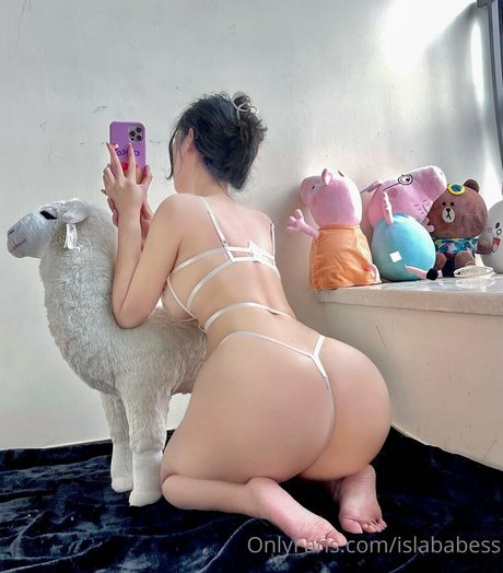 islababess Profile pic