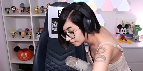 lesparks porn model images