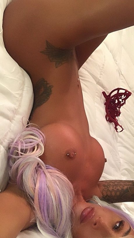 Badasscassfit hd star pic