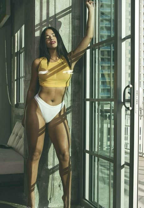 diana levy pornstar top pic