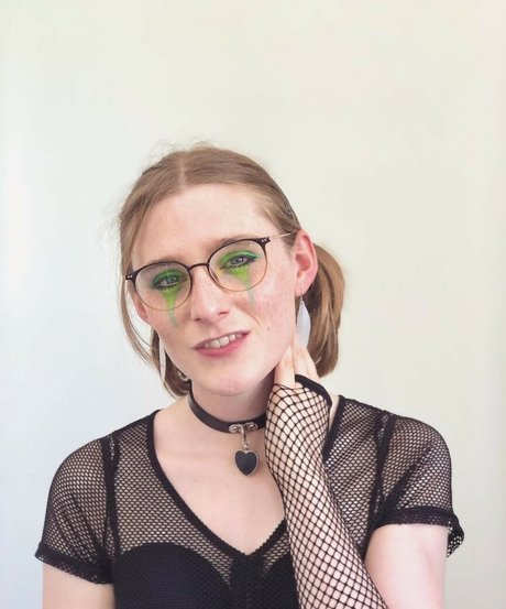 Alice In Wonder1and model best archive