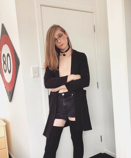 Alice In Wonder1and model adult photo