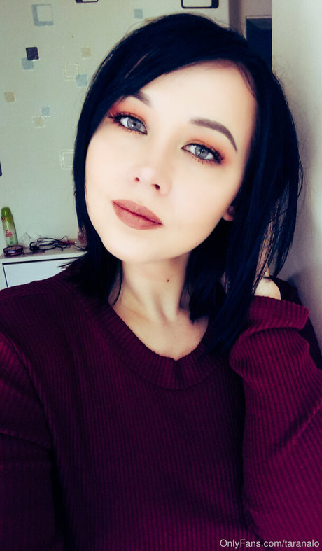 taranalo erotic actress pics