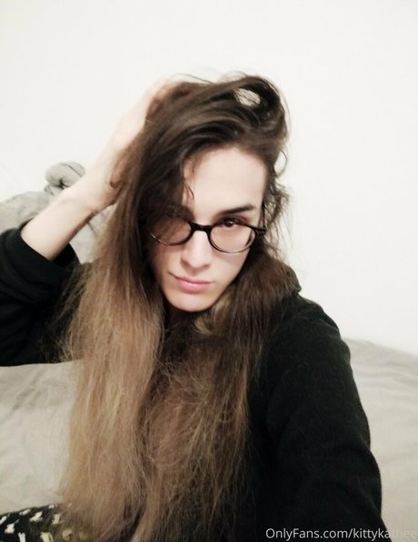 kittykathee top model picture