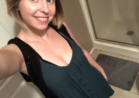 haydenxwinters beautiful actress img