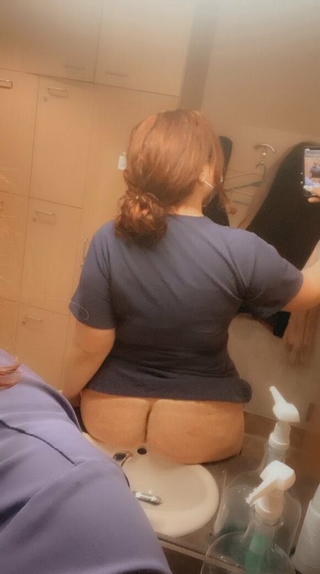 champagnepetti model xxx pictures