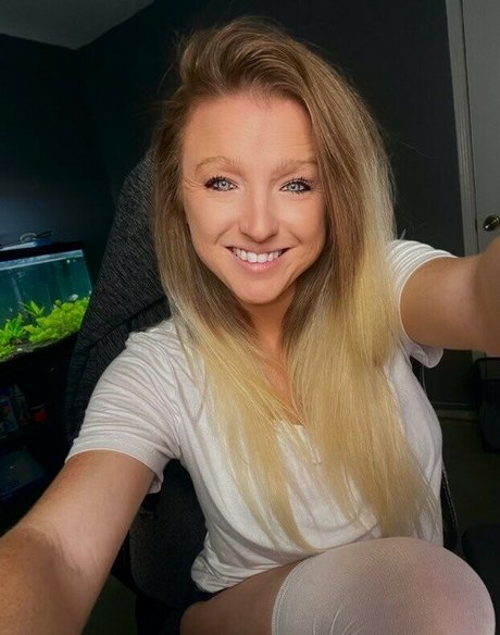 RayRachel model nice image