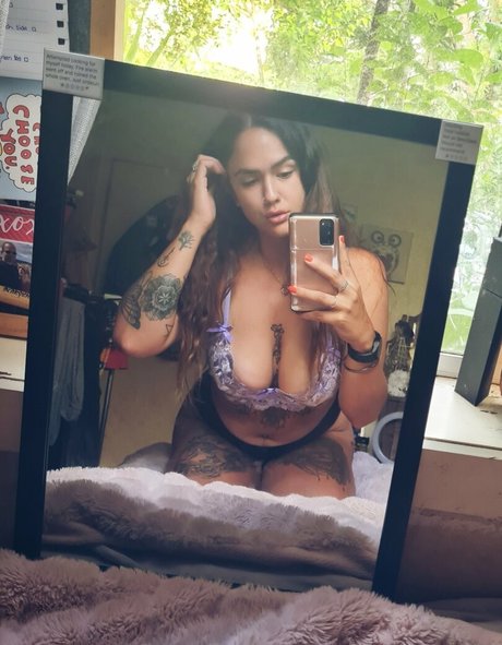 Payge Stanley erotic model img