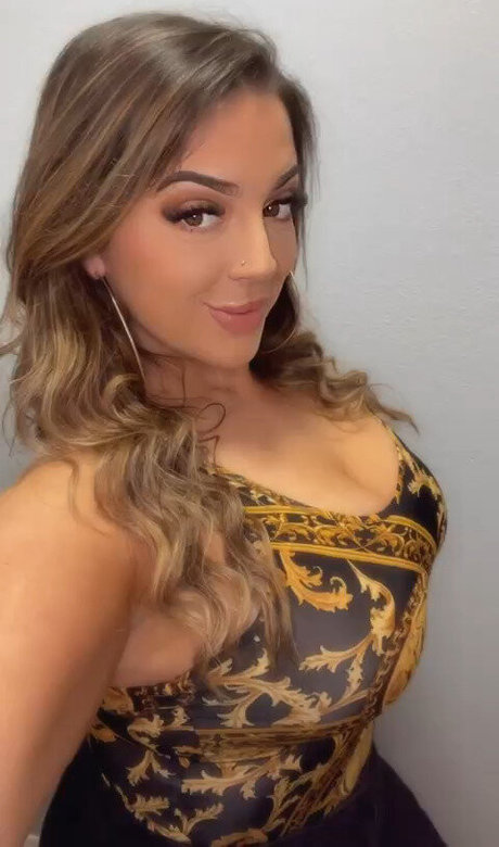 Rachel S exclusive model images