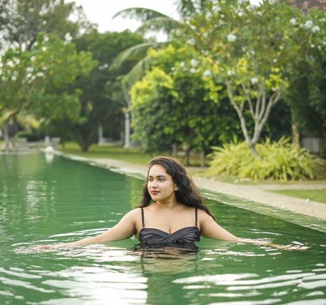 Nimesha Jayarathne pornstar naked image