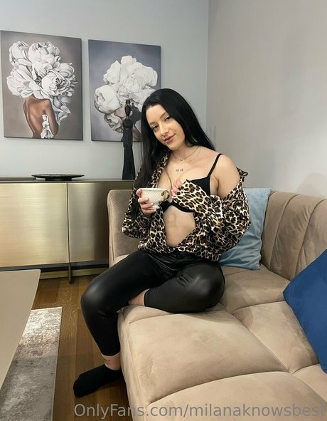 milanaknowsbest free model photos