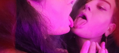 Malasmr pornstar exclusive photos