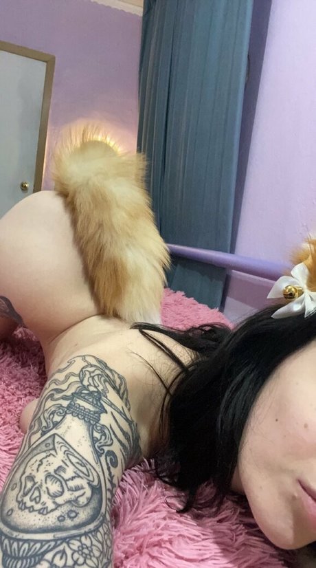 sherrifree naked model archive