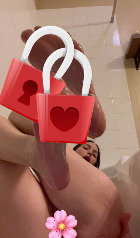 doseofdesiree erotic actress archive