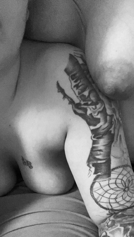 charsworld sex model img