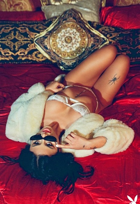 Snaxychann model best images