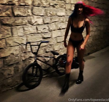 liqweedacid exclusive model img