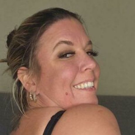 Maisie Lewis sex pornstar photo