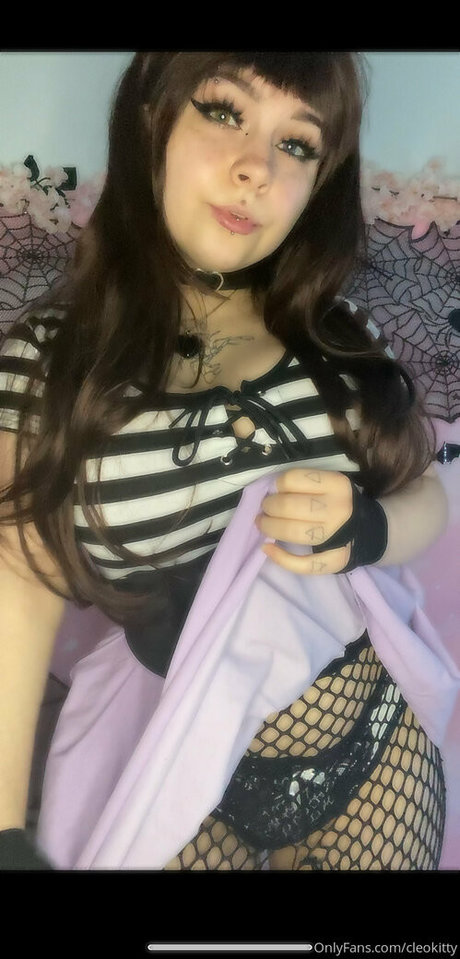 seraphicsiren beautiful model images