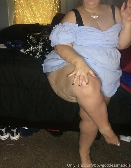 bbwgoddessmaddie adult model picture