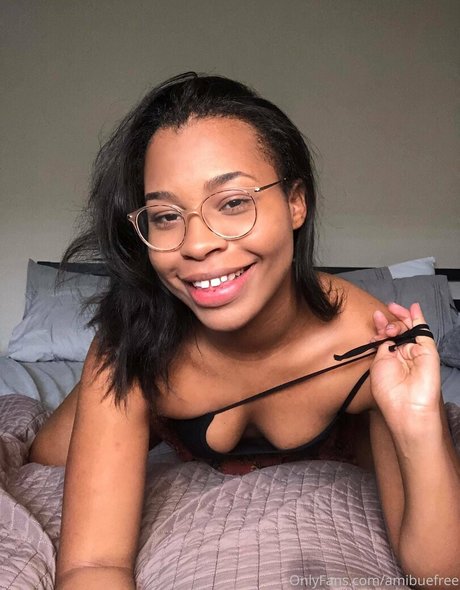 amibuefree pornstar pretty image