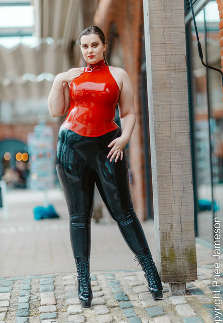 misspheejameson art actress galleries