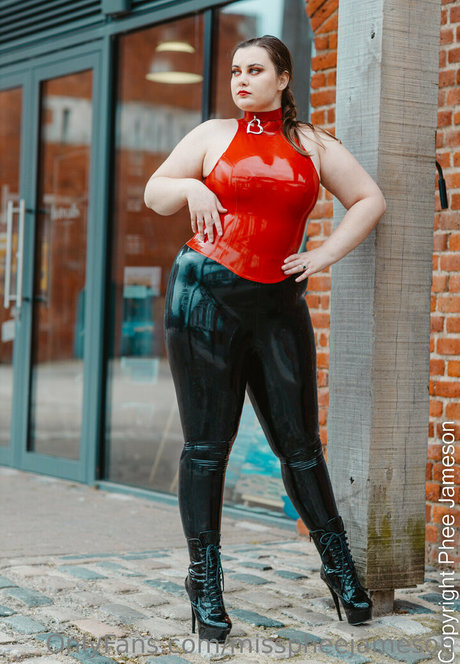 misspheejameson high quality model pic