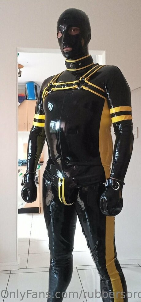 rubbersorcerer star erotic galleries