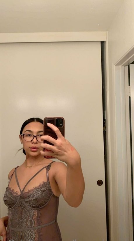 honeyluveee star beautiful pictures