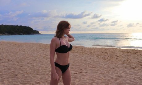 Lorinefairy star erotic pics