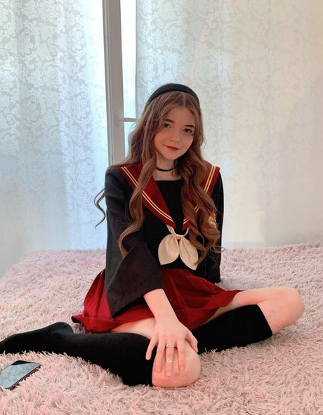 Lorinefairy star pornographic galleries