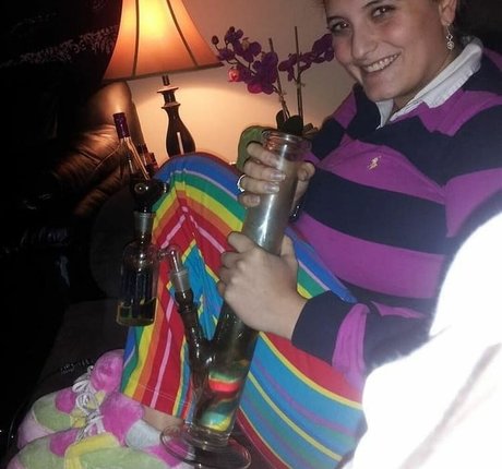 Avery Harwood nudes model pic