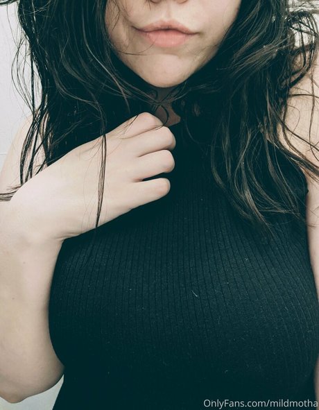 mildmotha model high quality picture