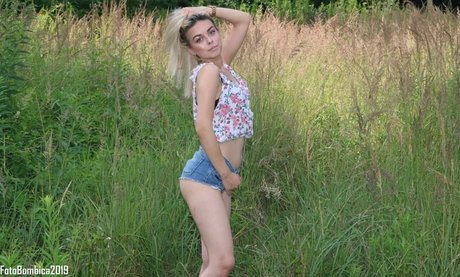 Zanet Breski model erotic photo