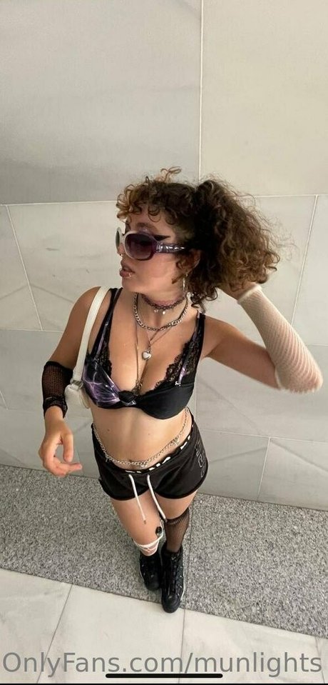 munlights pornstar hd gallery