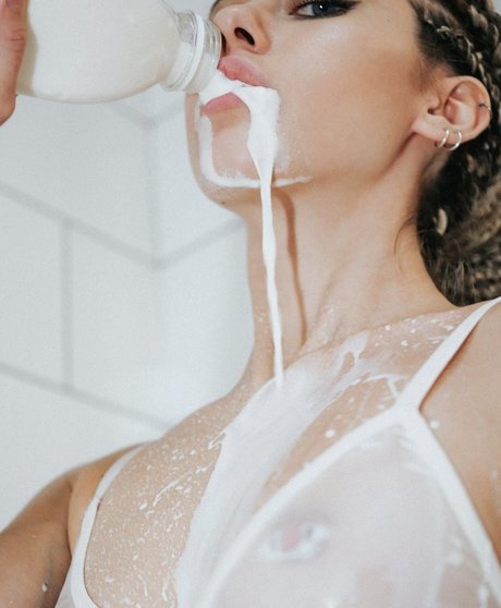 amnamalia pornstar erotic image