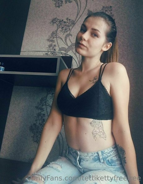 tettikettyfreefree model nice archive