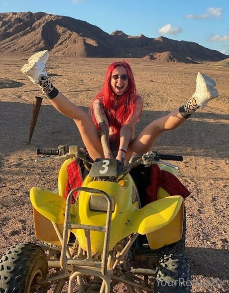 yourredlady model pornographic photos