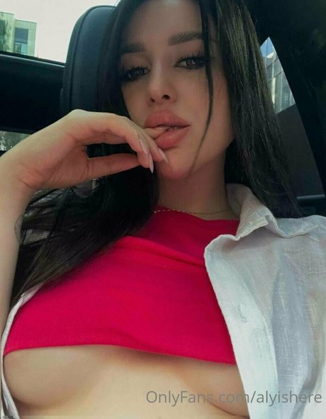 alyishere erotic pornstar pictures