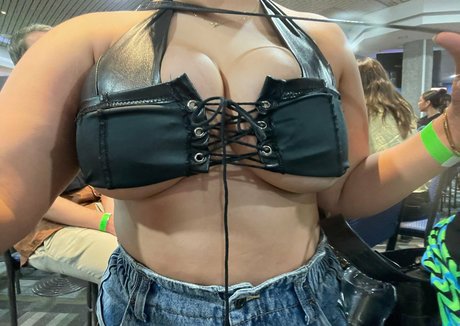 frannfree star adult image