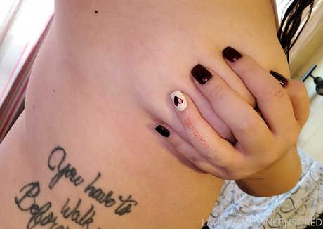 laurajaneuncensored model pornographic photo