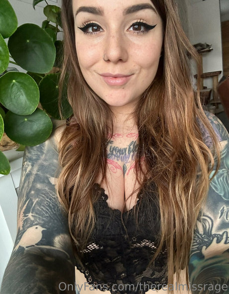 therealmissrage erotic model photo